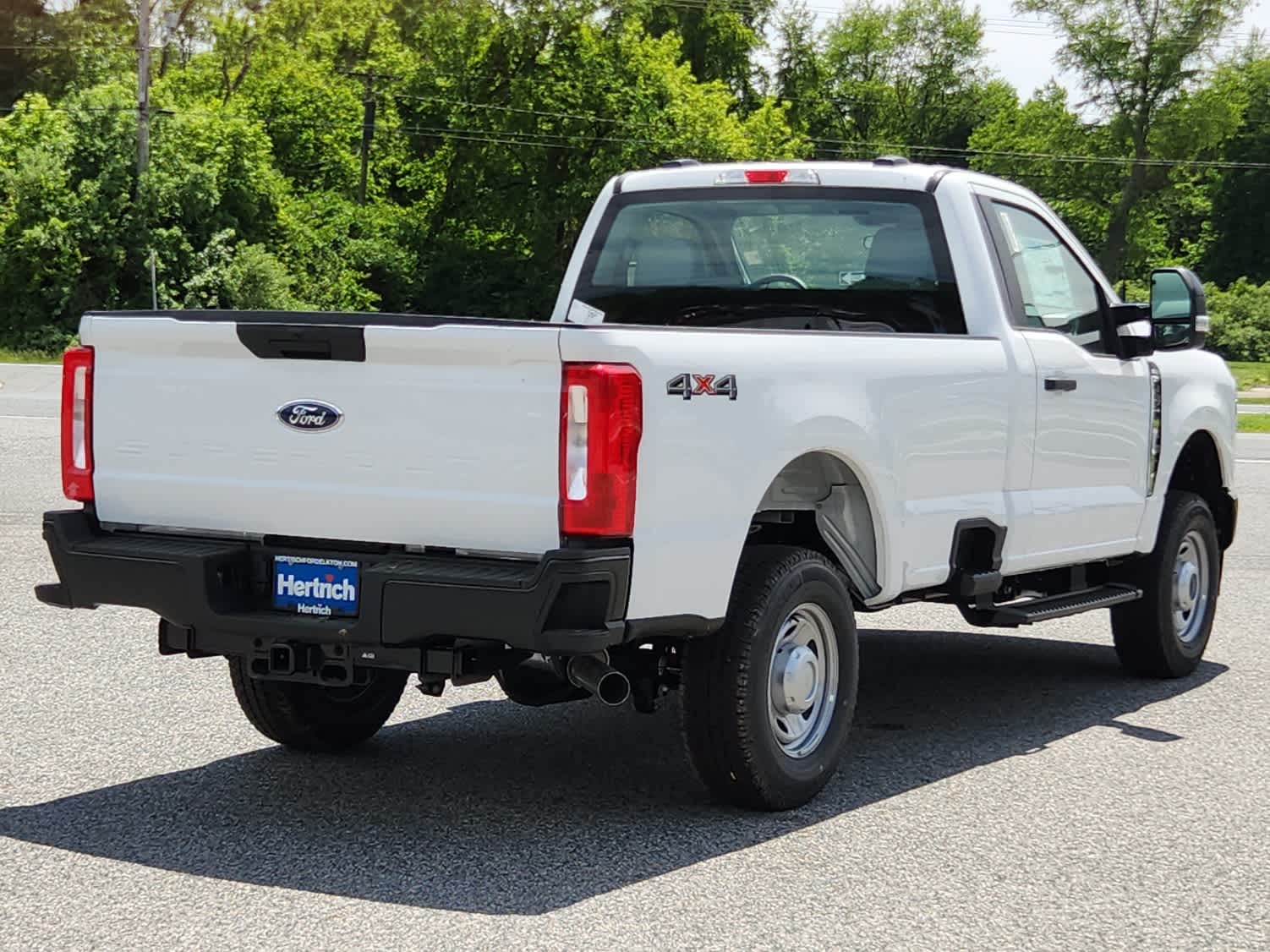 2025 Ford F-250 XL photo 3