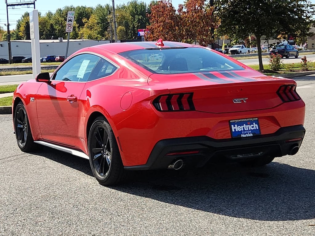 New 2025 Ford Mustang GT Fastback Coupe