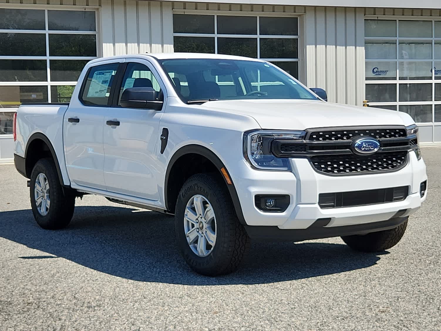 2025 Ford Ranger XL photo 2
