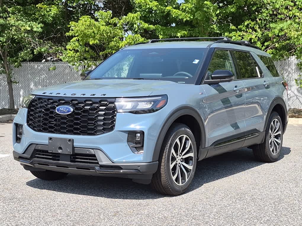 2026 Ford Explorer ST-Line SUV