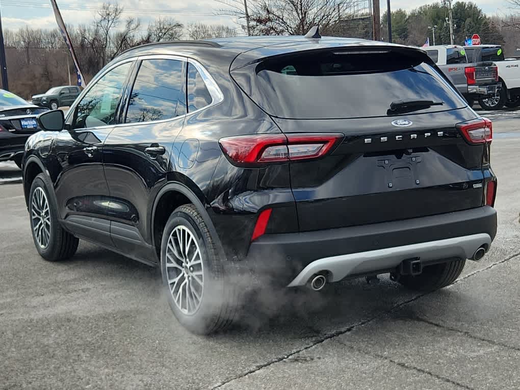 2025 Ford Escape Plug-In Hybrid photo 4