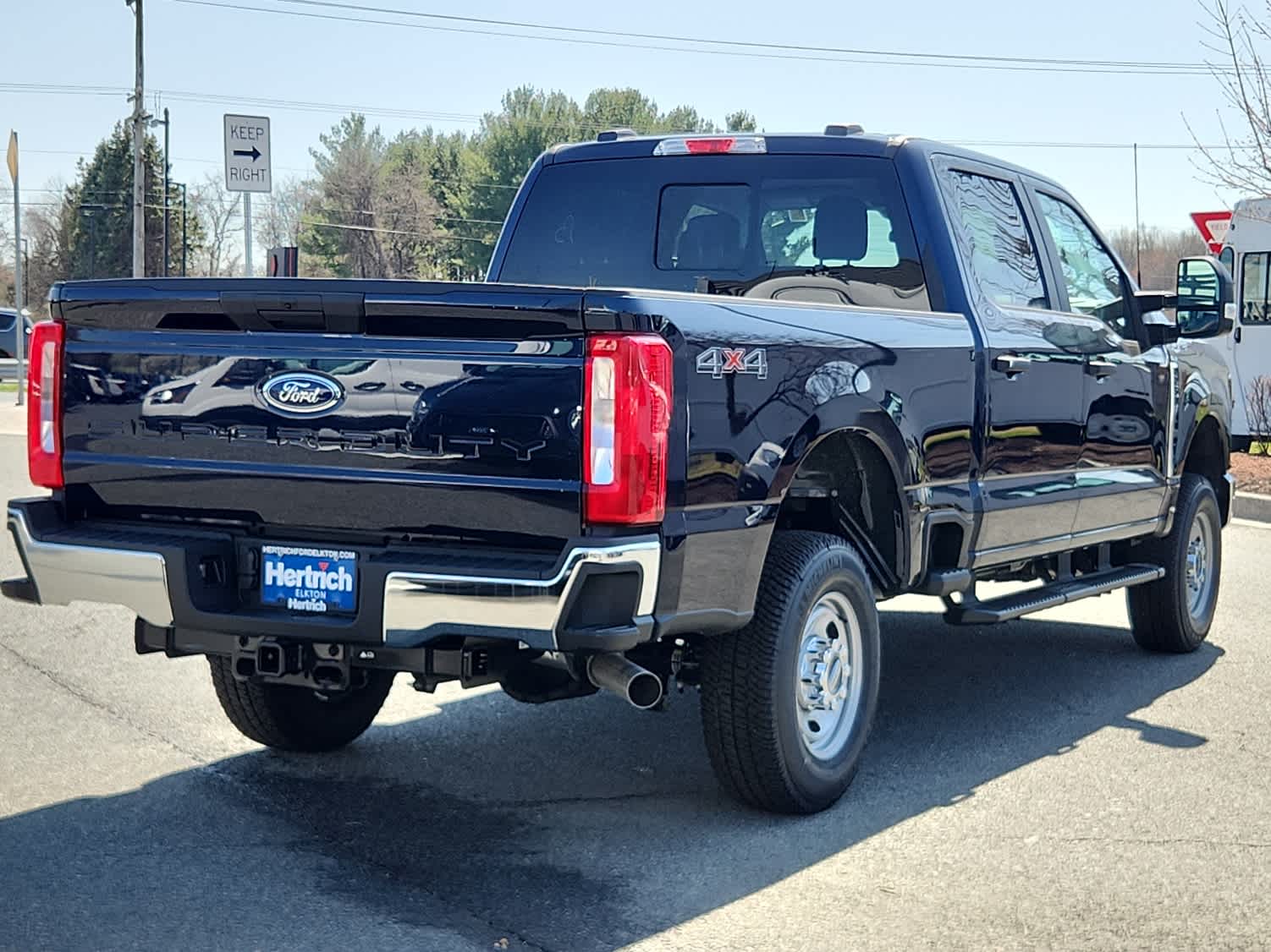 2025 Ford F-250 XL photo 3