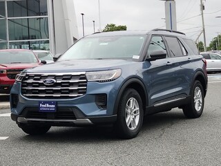 2025 Ford Explorer Active SUV