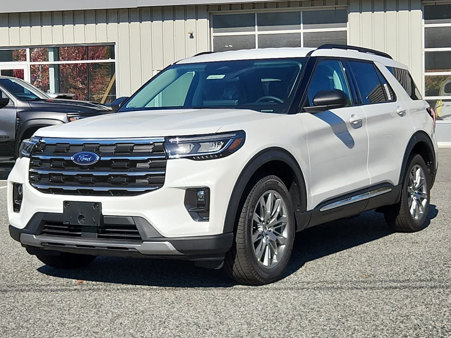 2025 Ford Explorer Active's photo