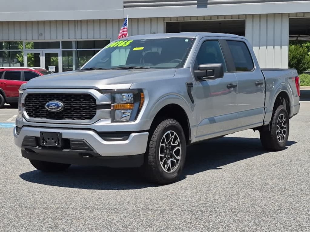 Used 2023 Ford F-150 XL 4WD Supercrew 5.5 Box Truck SuperCrew Cab