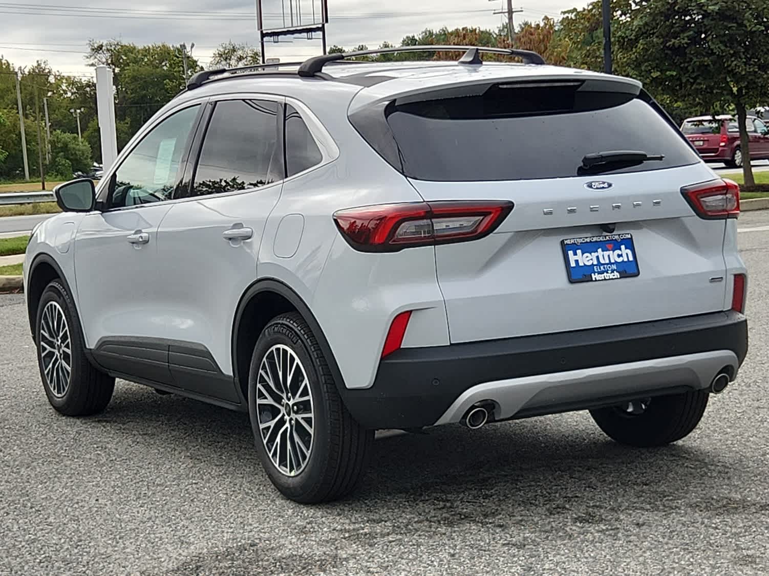 2026 Ford Escape Plug-In Hybrid photo 3