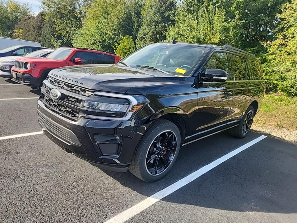 Used 2022 Ford Expedition Limited SUV