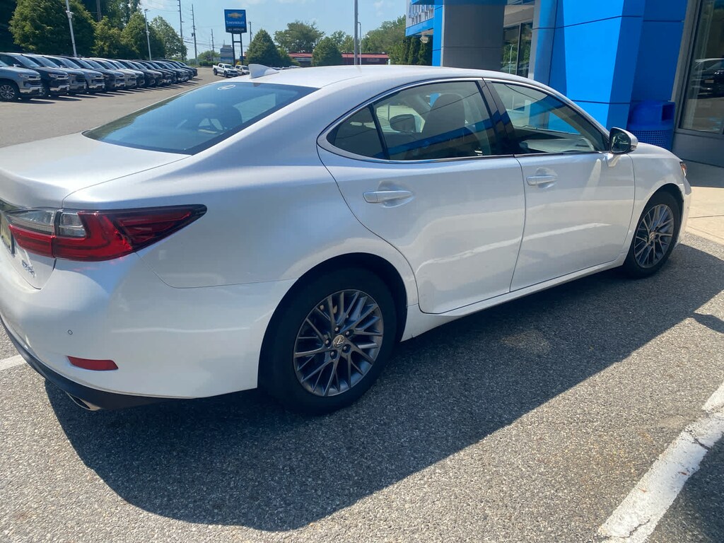 Used 2018 Lexus ES 350 Sedan