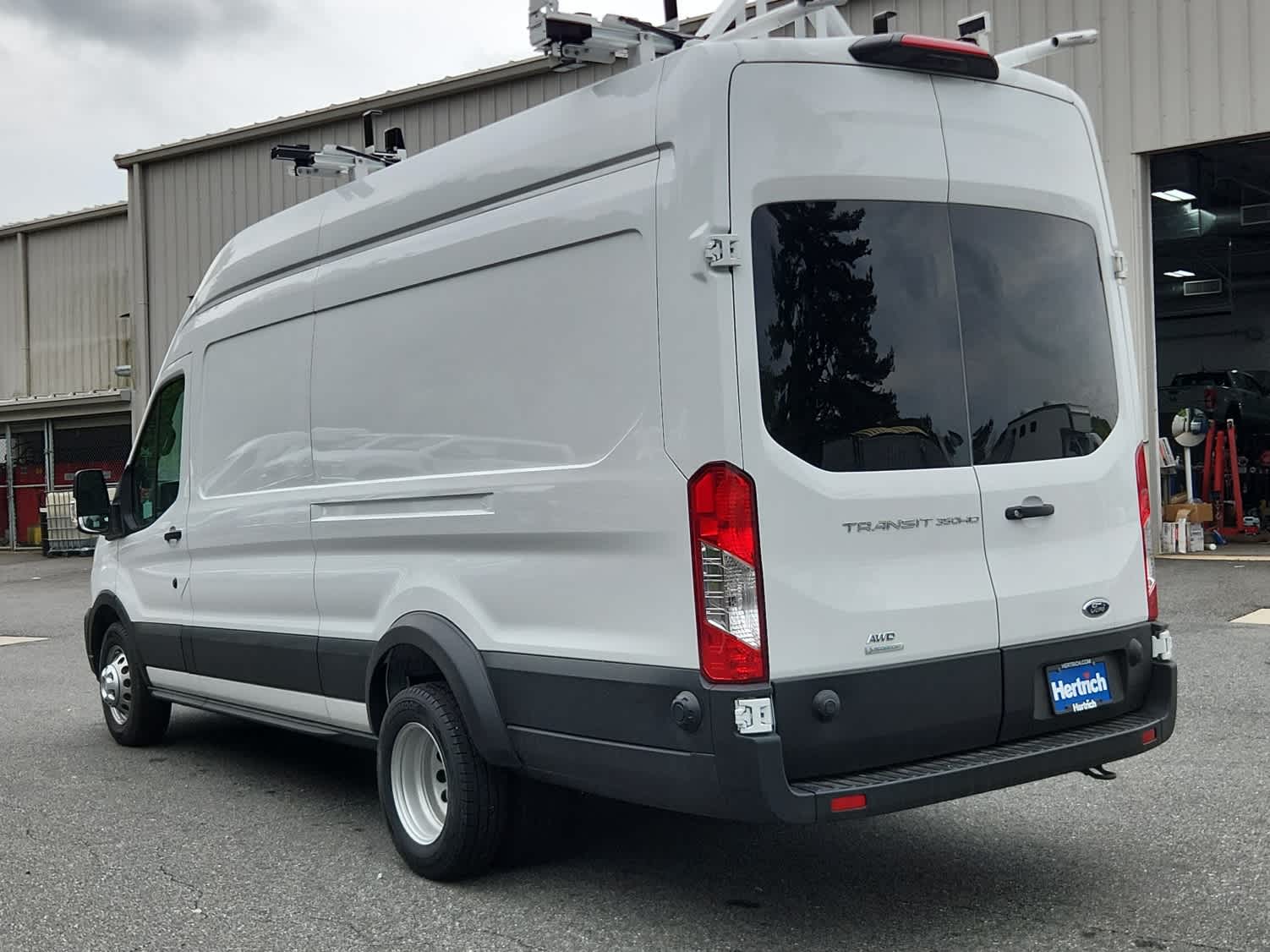 2024 Ford Transit Cargo Van photo 3