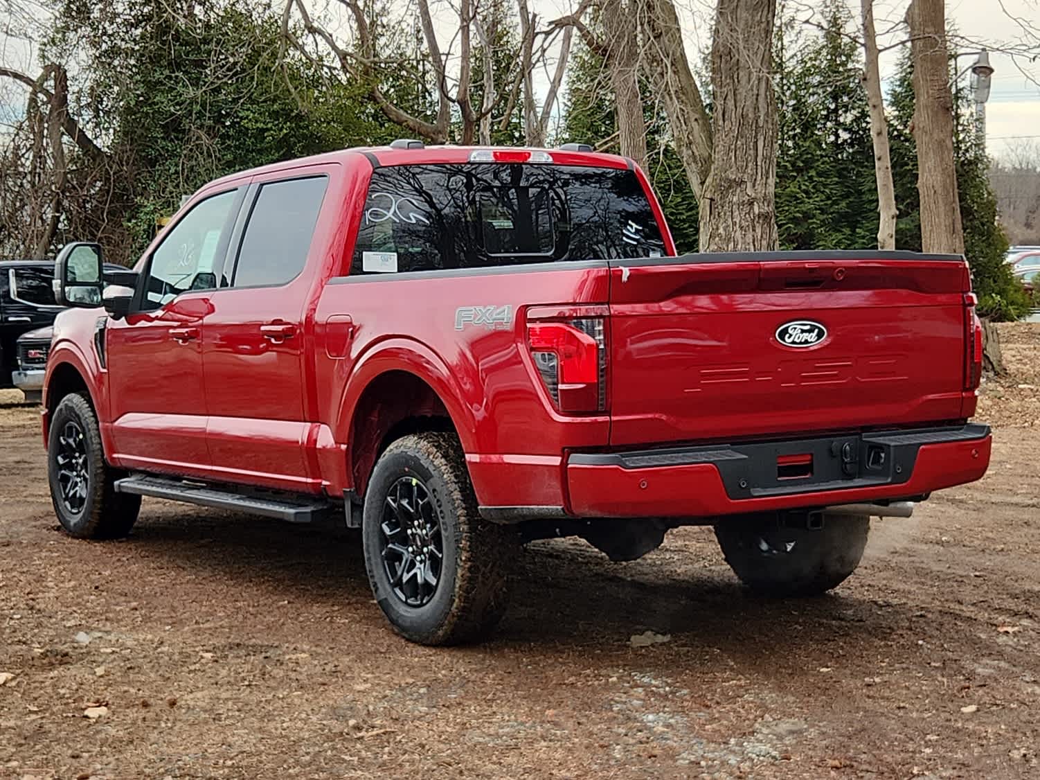 2025 Ford F-150 XLT photo 4