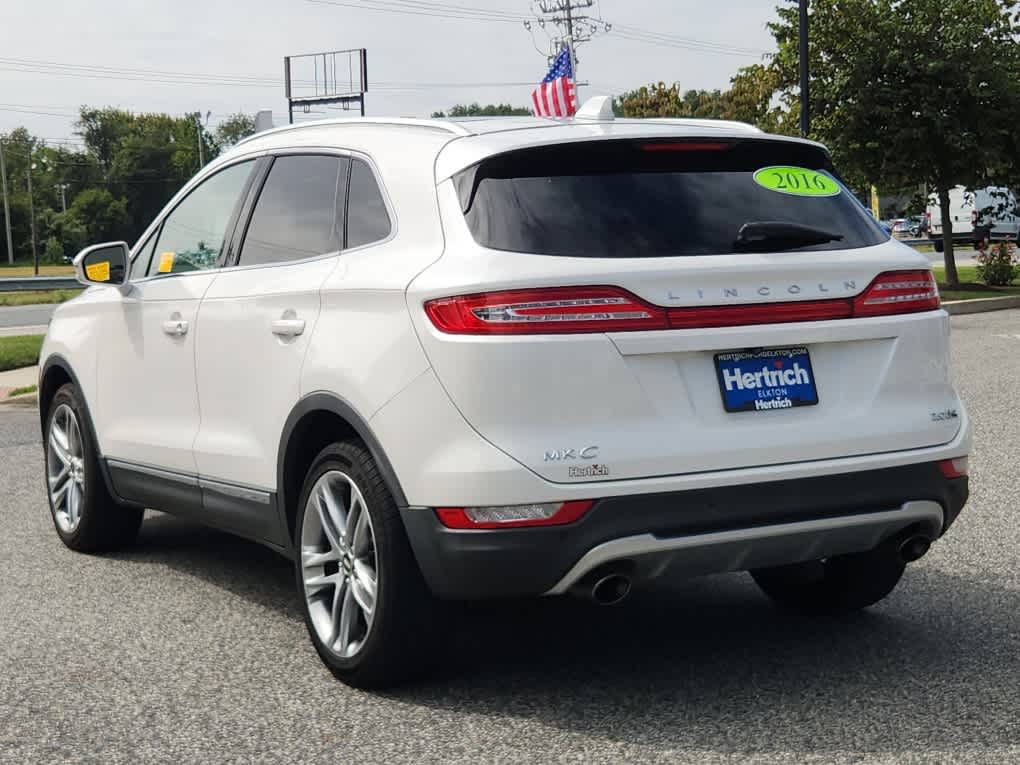 2016 Lincoln MKC Reserve photo 4