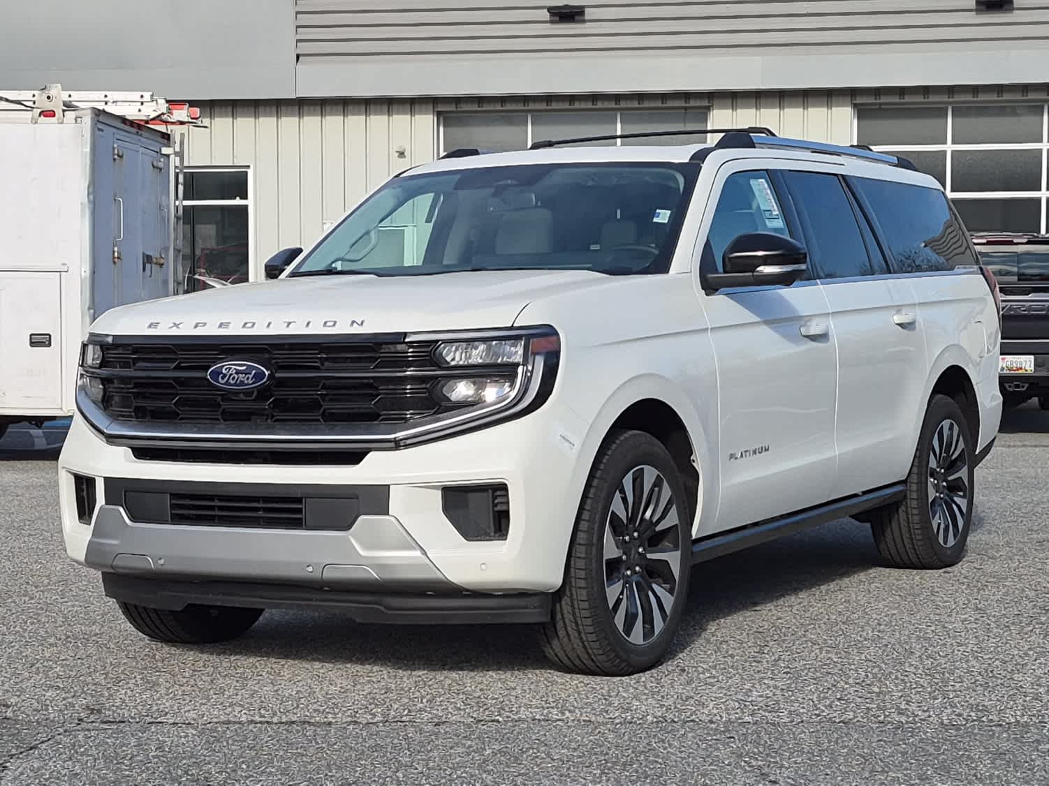 2026 Ford Expedition Platinum's photo