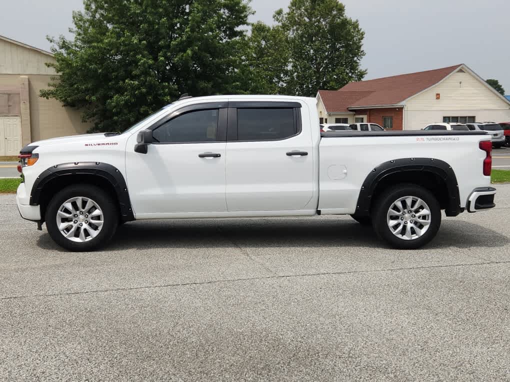2022 Chevrolet Silverado 1500 Custom photo 4