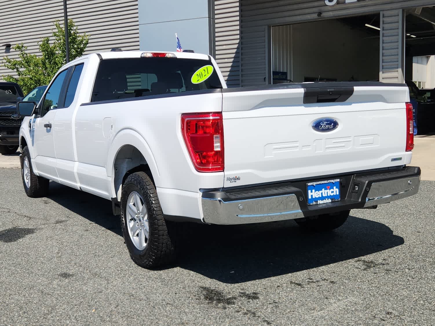 2021 Ford F-150 XLT photo 4