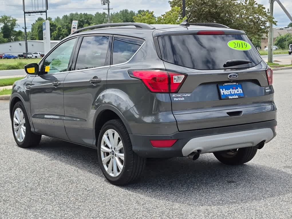 Used 2019 Ford Escape SEL with VIN 1FMCU9HD0KUA68335 for sale in Elkton, MD