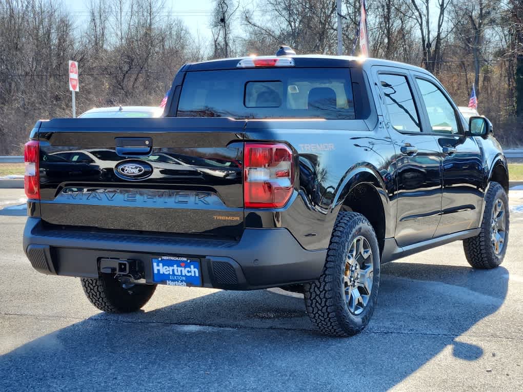 2025 Ford Maverick Tremor photo 3