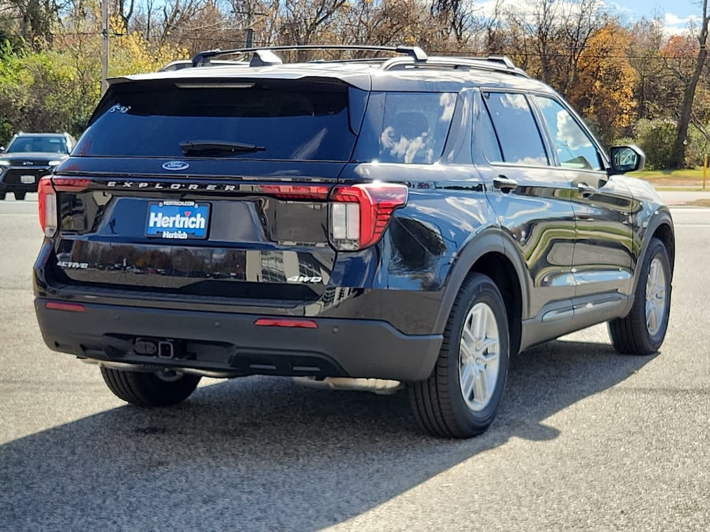 New 2026 Ford Explorer Active SUV
