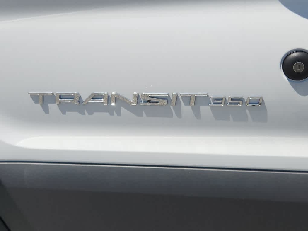 2025 Ford Transit Cutaway Base - Photo 17