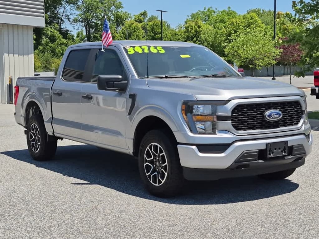 Used 2023 Ford F-150 XL 4WD Supercrew 5.5 Box Truck SuperCrew Cab
