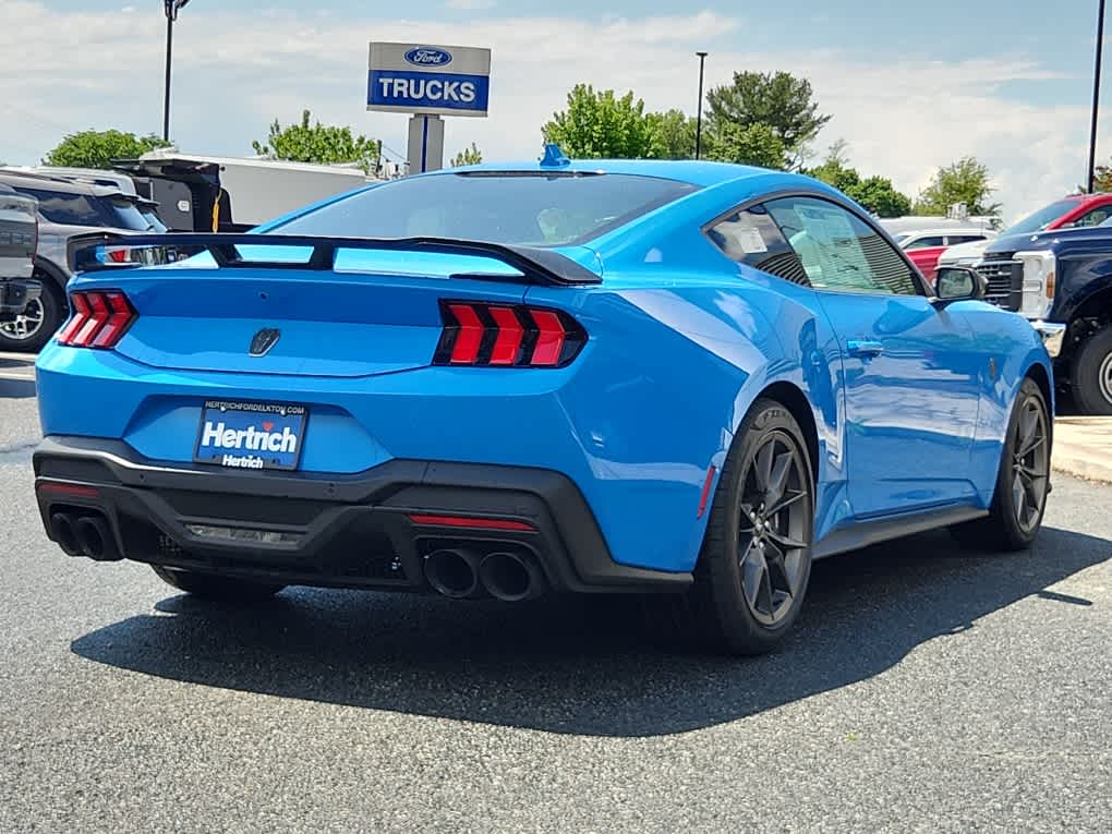 2025 Ford Mustang Dark Horse Premium photo 3