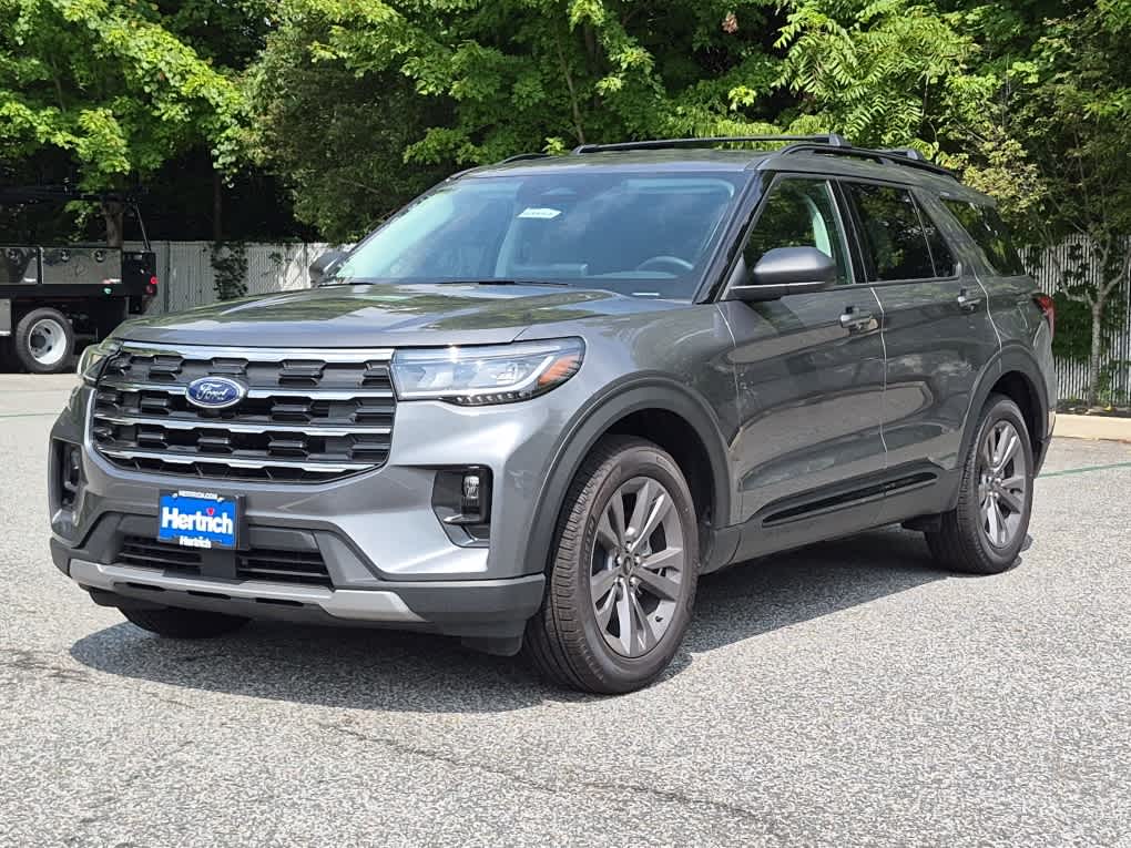 2026 Ford Explorer Active SUV