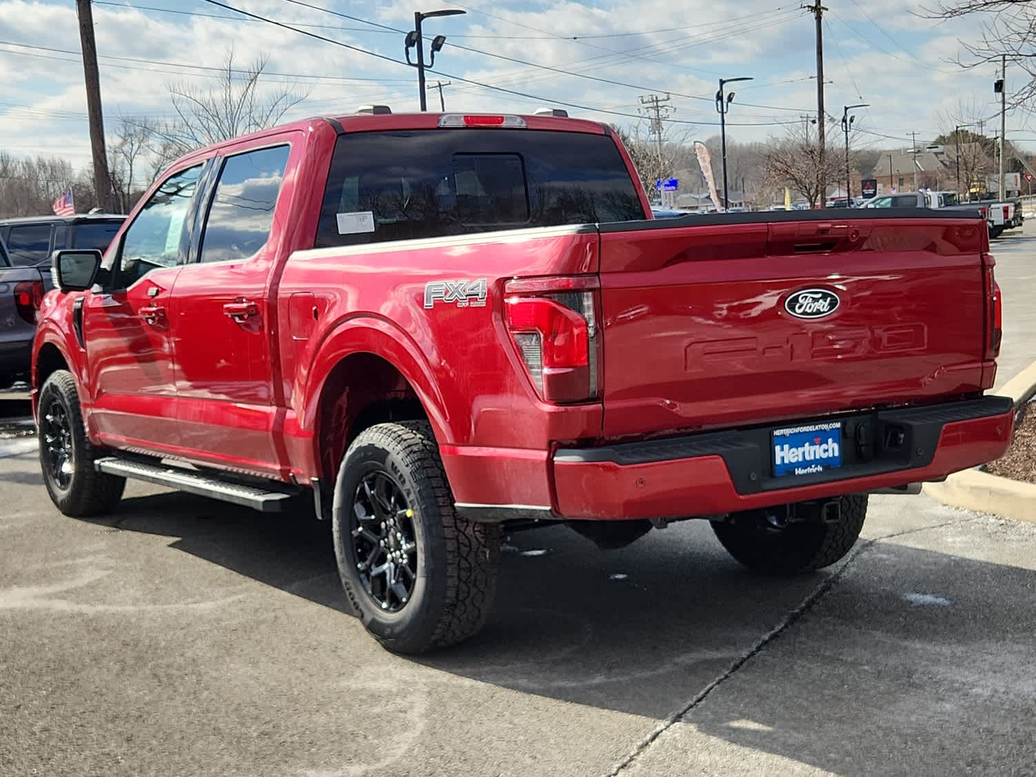 2025 Ford F-150 XLT photo 4