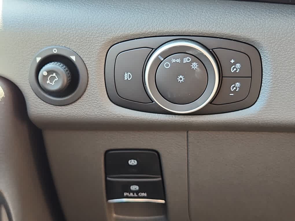 2025 Ford Transit Cutaway Base - Photo 13