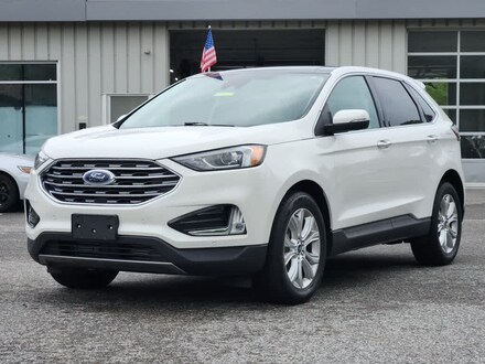 2022 Ford Edge Titanium SUV