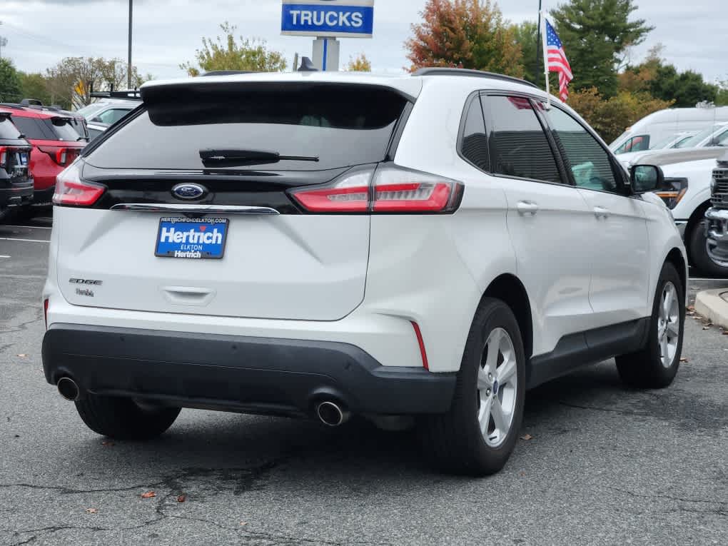 2020 Ford Edge SE photo 3