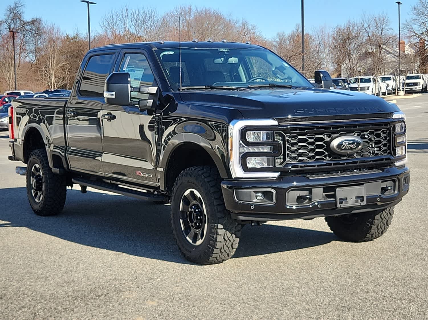 2025 Ford F-250 Lariat photo 2
