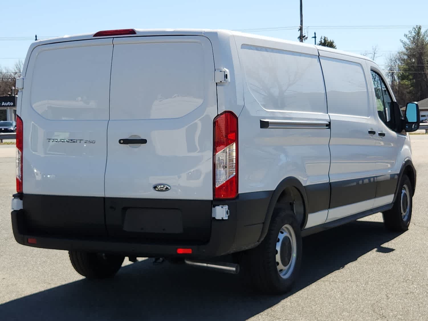 2025 Ford Transit Cargo Van photo 3