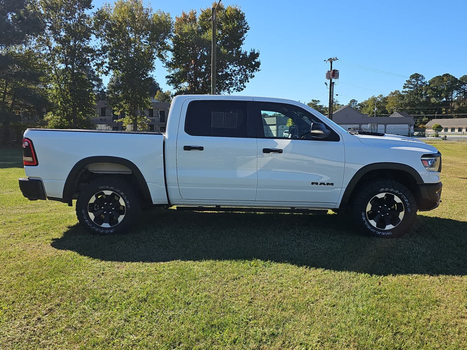 2022 Ram 1500 Rebel photo 4