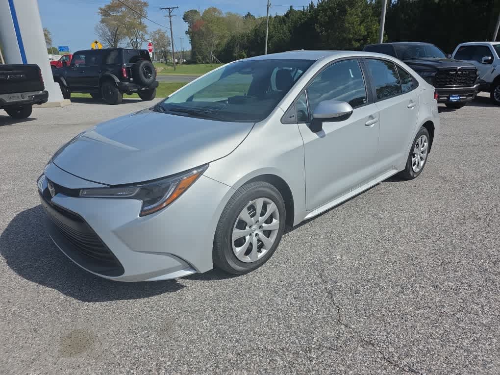 Classic Silver Metallic 2026 Toyota Corolla LE FWD Sedan Front-Wheel Drive Continuously Variable Transmission