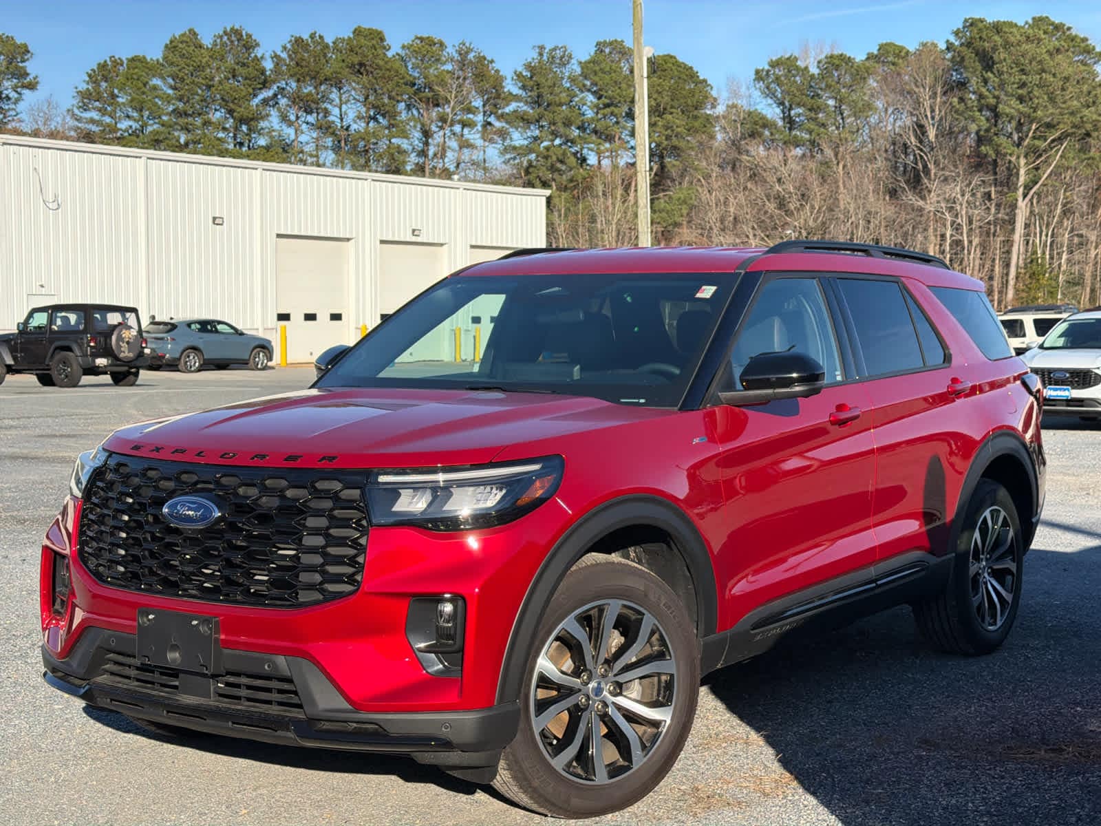 2025 Ford Explorer ST-LINE's photo