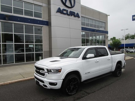2022 Ram 1500 Laramie 4x4 Crew Cab 57 Box Truck Crew Cab