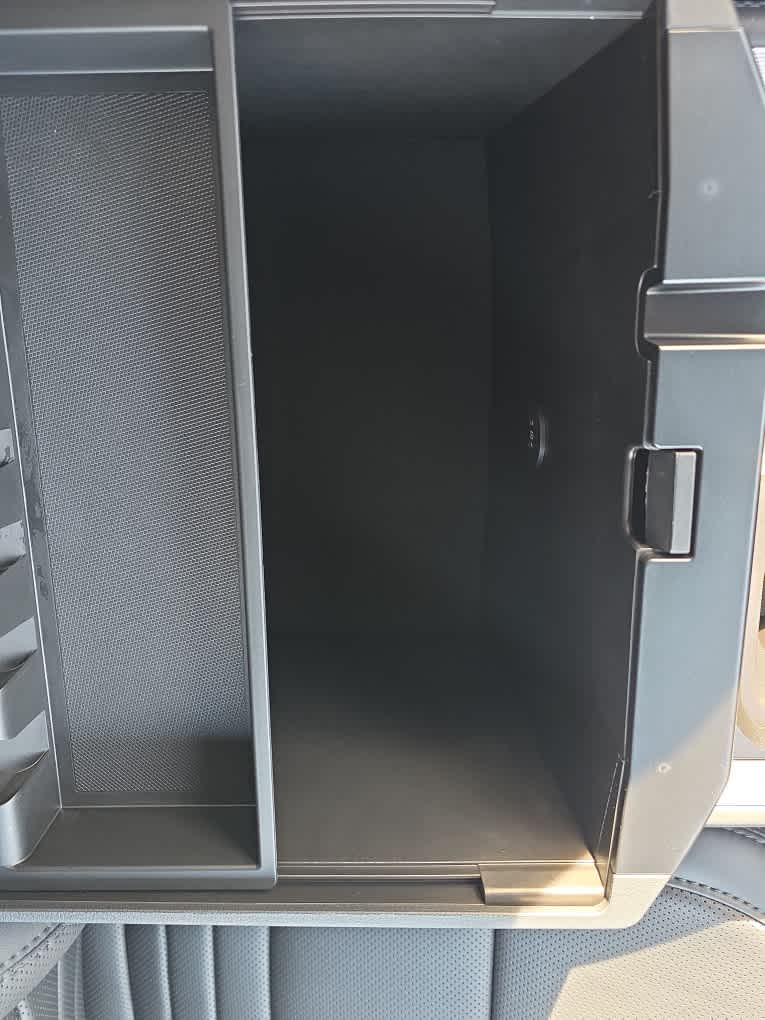 2026 Ford F-250 Super Duty Platinum - Photo 29