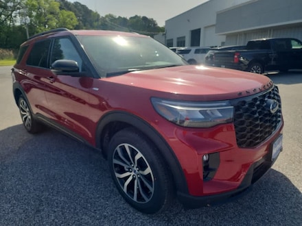 2025 Ford Explorer ST-Line SUV