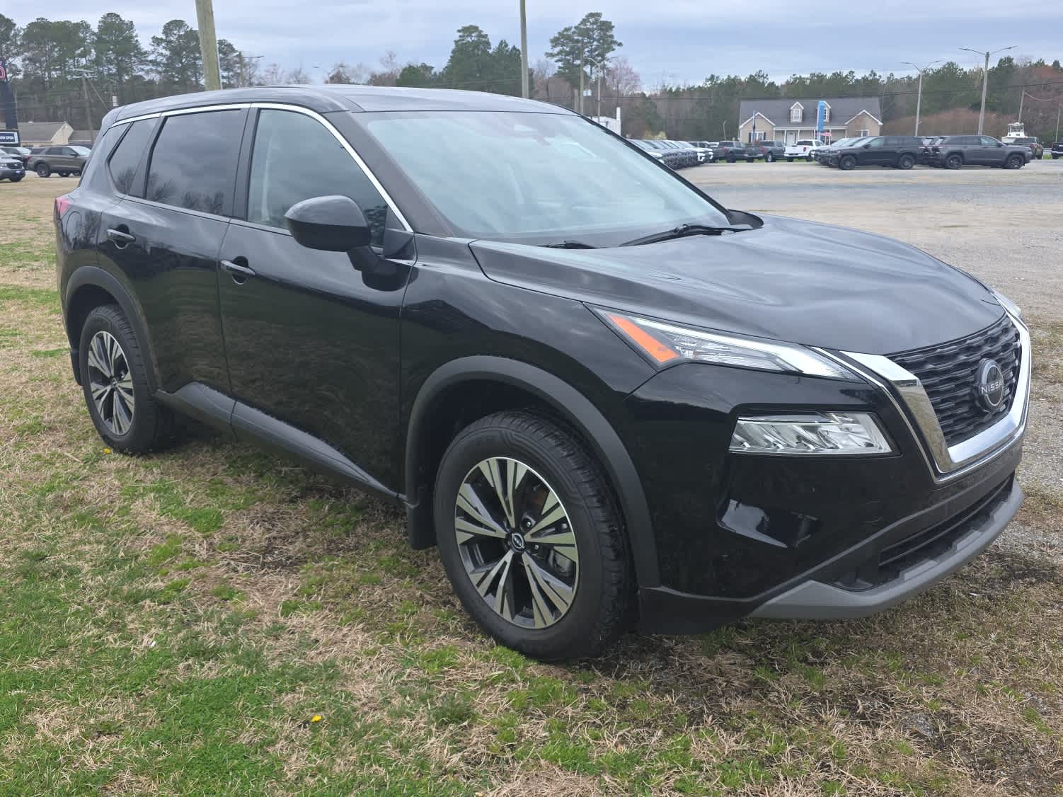Super Black 2023 Nissan Rogue SV AWD SUV / Crossover All-Wheel Drive Continuously Variable Transmission