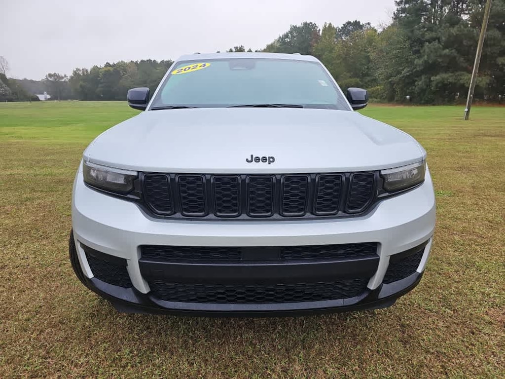 Certified 2024 Jeep Grand Cherokee L Altitude SUV