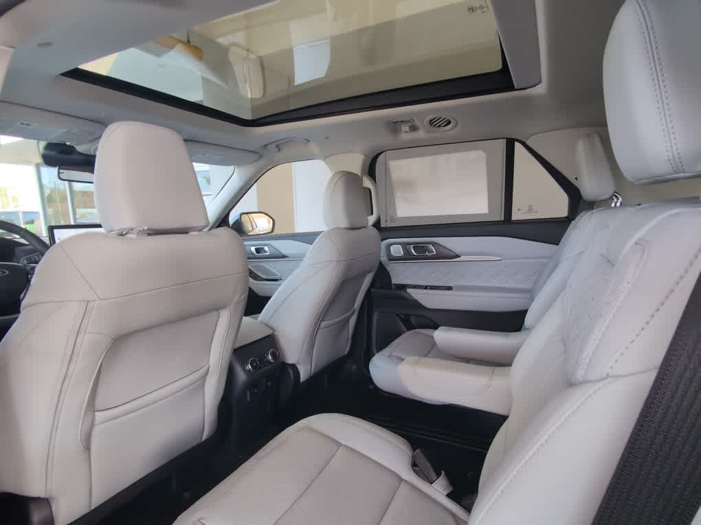 2026 Ford Explorer Platinum - Photo 20