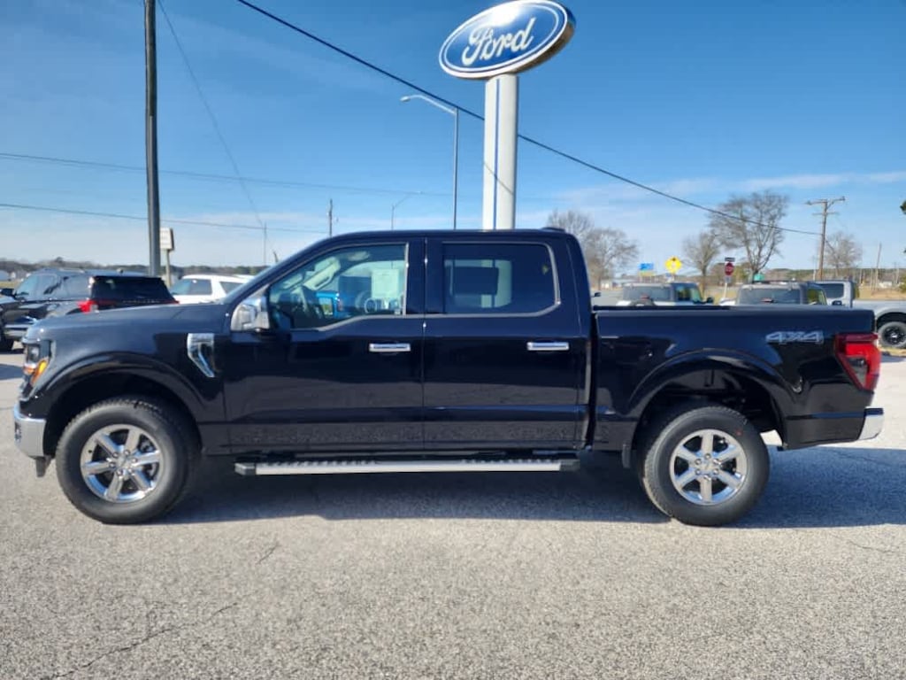 New 2025 Ford F-150 XLT TRUCK