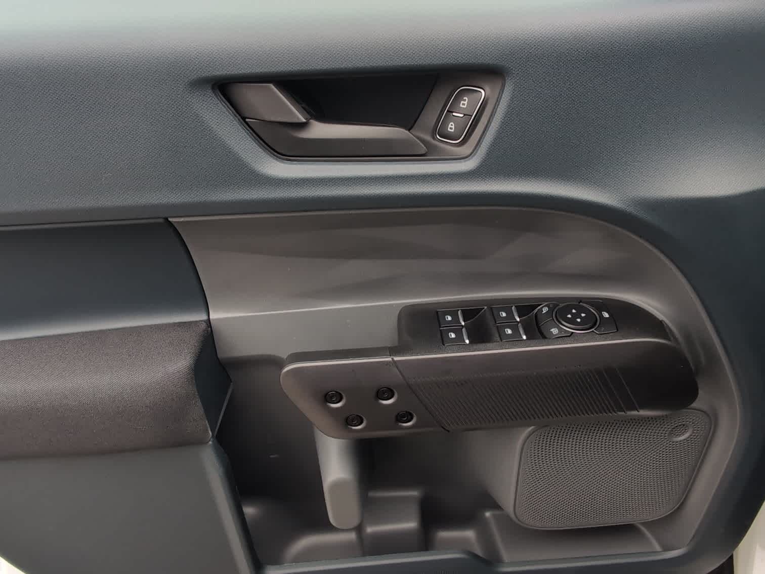 2026 Ford Maverick XL - Photo 18