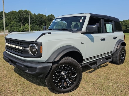 2022 Ford Bronco Base SUV
