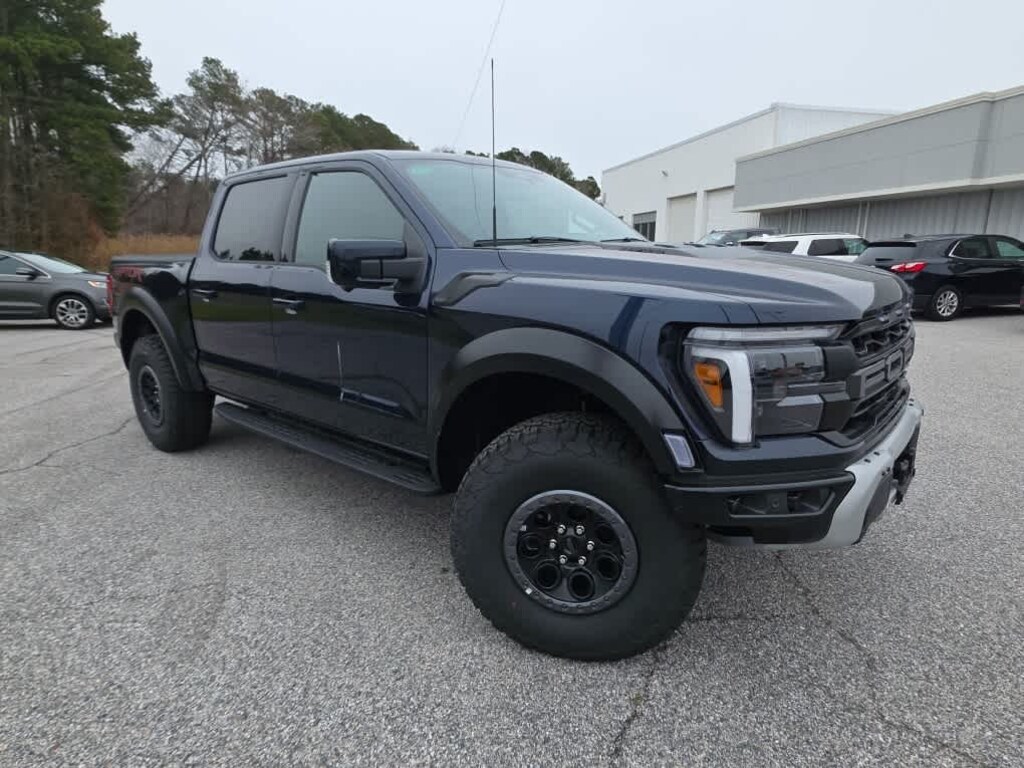 New 2025 Ford F-150 Raptor 4WD Supercrew 5.5 Box 4WD SuperCrew 5.5 Box