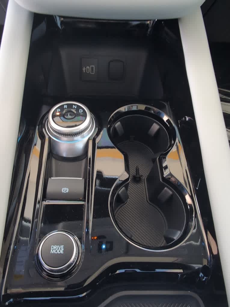 2026 Ford Explorer Platinum - Photo 38