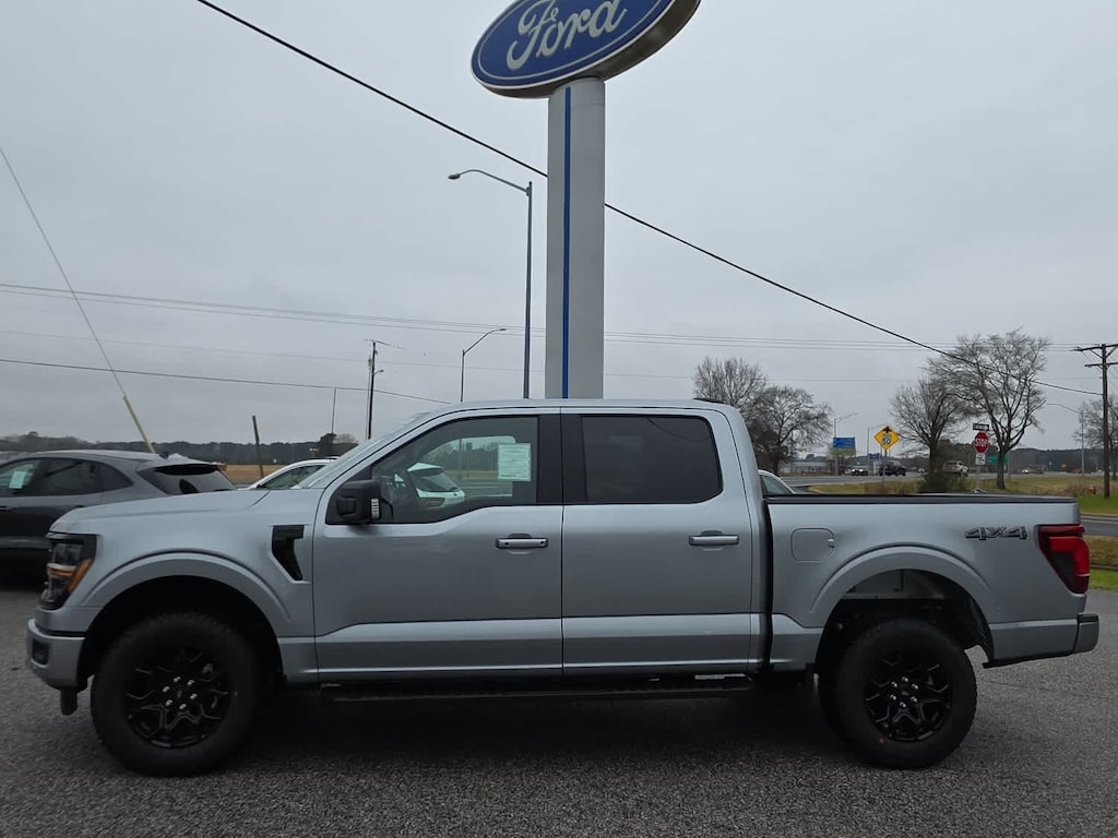 New 2025 Ford F-150 XLT TRUCK