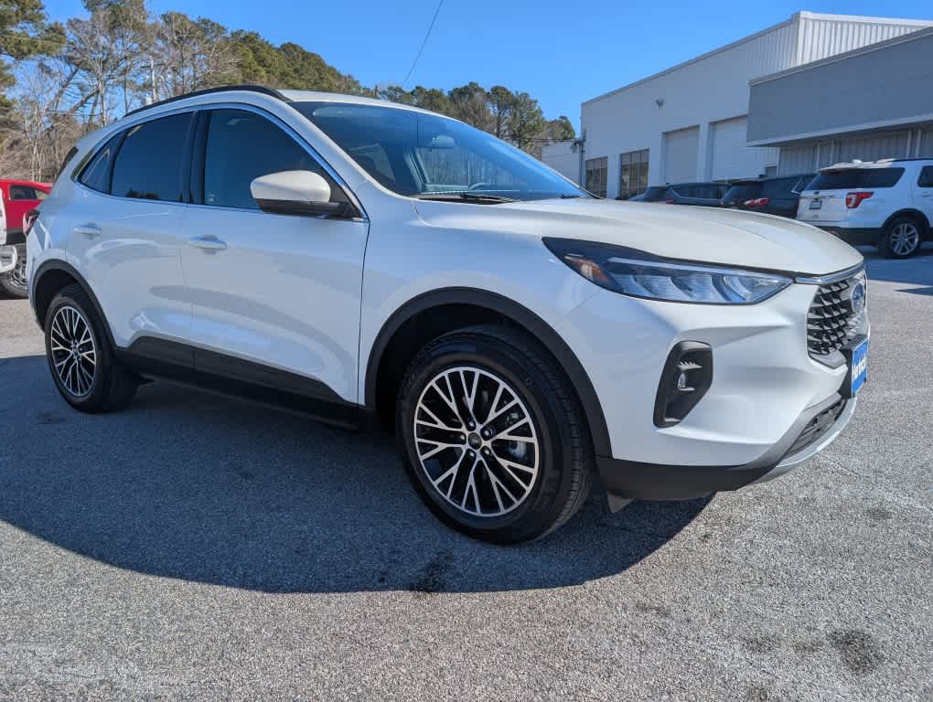 2025 Ford Escape Plug-in Hybrid SUV