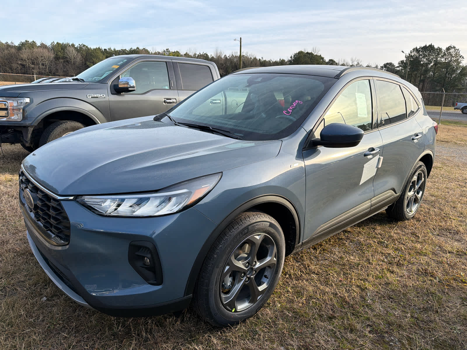 2026 Ford Escape ST-Line Select's photo