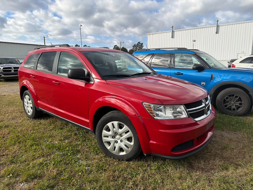 Used 2018 Dodge Journey SE SUV