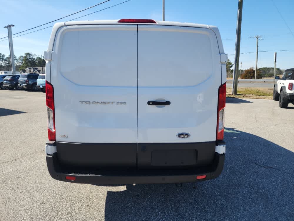 2024 Ford Transit Cargo photo 4